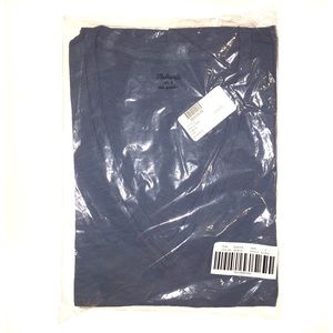 Madewell Tops - MADEWELL Short Sleeve V Neck Tee Shirt T-Shirt Madewell Tops - MADEWELL Short Sleeve V Neck Tee Shirt T-Shirt